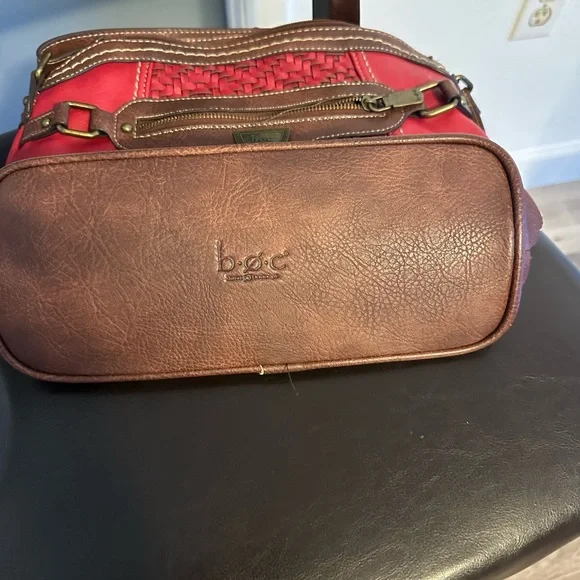 b.o.c. Woven Red and Brown Crossbody Bag - Picture 5 of 9